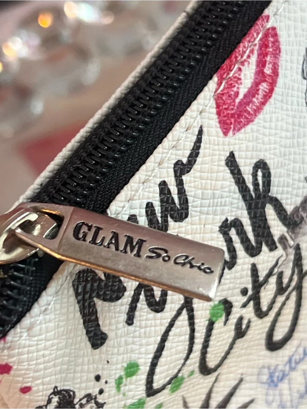 Glam so chic stylish cream